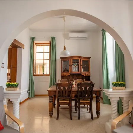 Three Cities Seafront Retreat Senglea