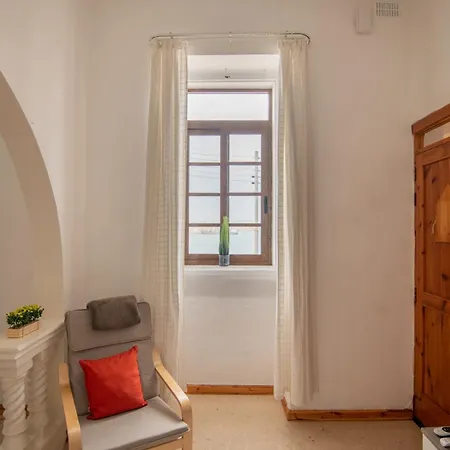 Three Cities Seafront Retreat Apartment Senglea